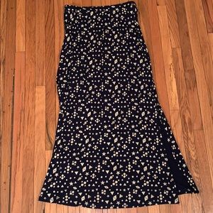 Girls long skirt with slit and shapes